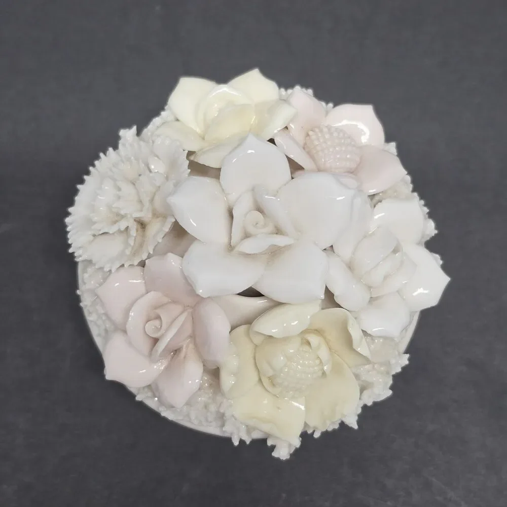 Ardalt Lenwile Verithin China Ceramic Flower Bouquet Dinner Taper Candle Holder